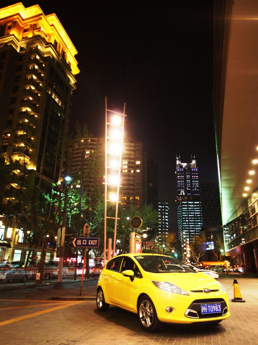  Ford Fiesta Zetec S 2009 года  (фото 28 из 38)